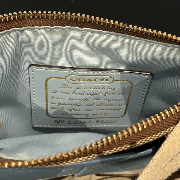 Coach signature C monogram crossbody bag - Picture 9 of 12